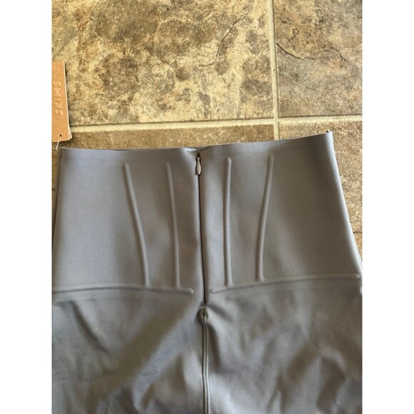 Skims Bonded Corset Short Steel Size Small - Picture 10 of 12